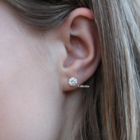 10kt White Gold Round Lab-Grown Diamond Four Claw Stud Earrings