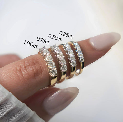 14kt Yellow Gold 0.25cttw Five Natural Diamonds Band