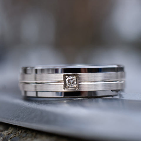 Men's Carved Line Pattern Diamond Wedding Ring