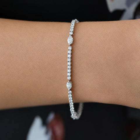 14kt White Gold 4.48cttw Marquise and Round Diamond Tennis Bracelet