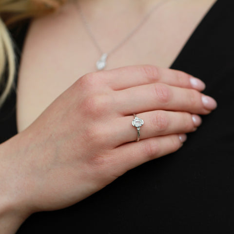 10kt White Gold Emerald And Diamond Ring