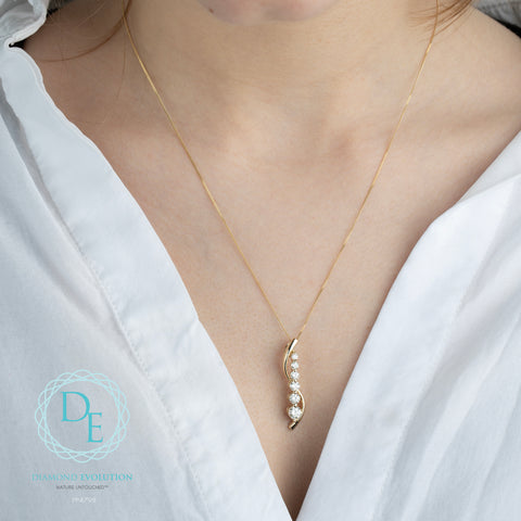 10kt White Gold 1.00cttw Lab-Grown Six Diamond Necklace