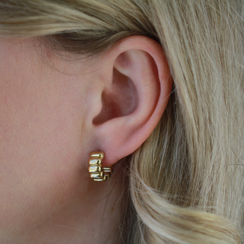 10KT Yellow Gold Bold Ribbed Dome Stud Earrings