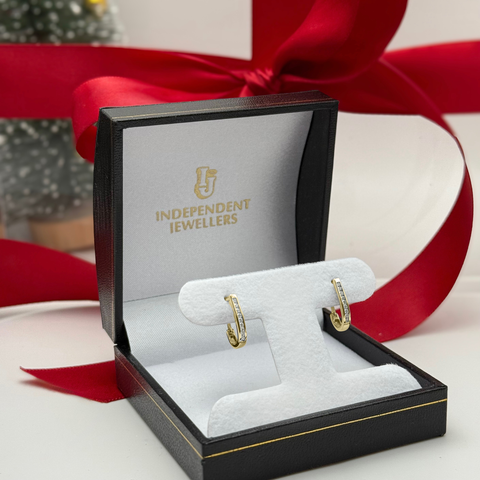 10kt Yellow Gold 0.15cttw Channel Set Lab-Grown Diamond Oval Hoop Earring