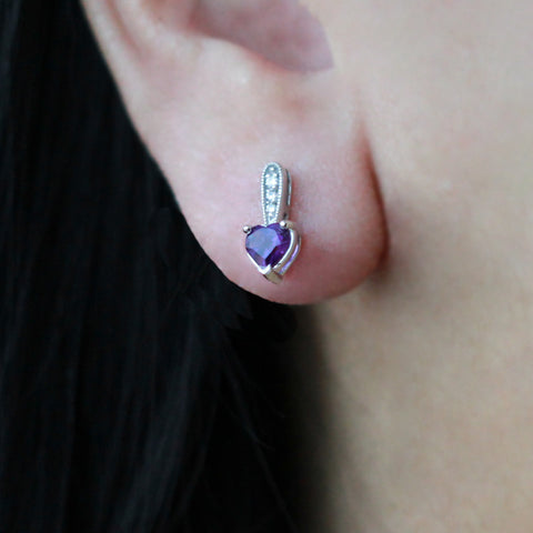 10kt White Gold Heart Garnet And Diamond Earrings