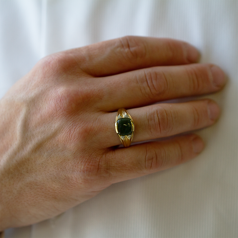 10kt Yellow Gold Bloodstone and Diamond Ring