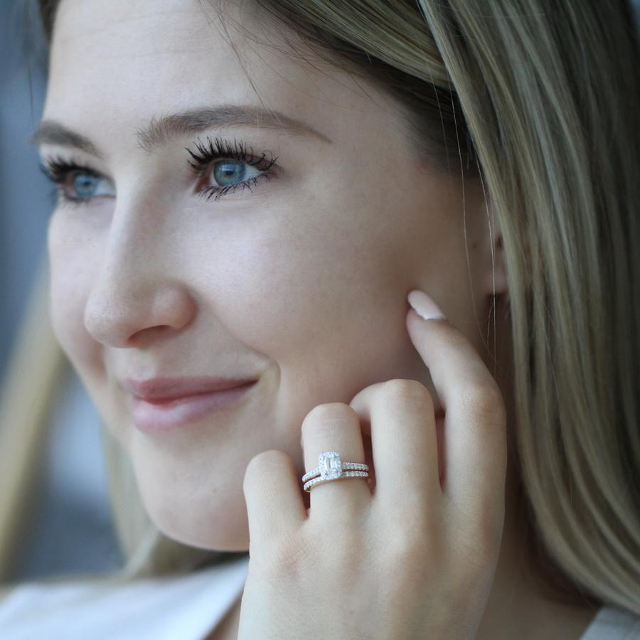 Oval Ballerina Halo Diamond Engagement Ring | Berlinger Jewelry