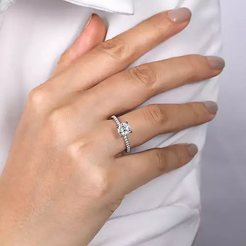 Semi mounts for round 2025 diamonds